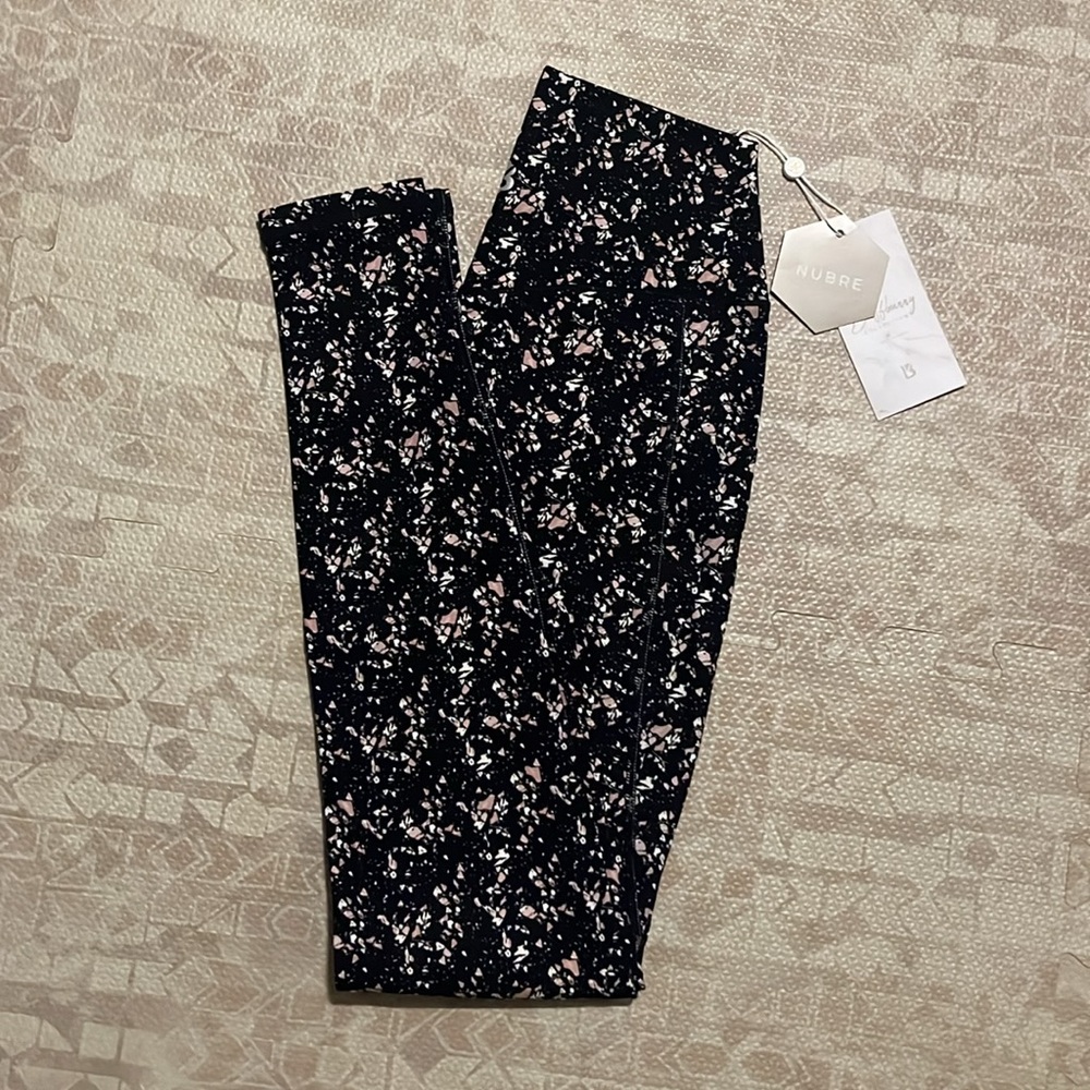 Black Terrazzo Pocket Leggings